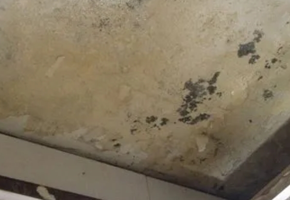 明溪阳台漏水维修公司分享下明溪卫生间渗水维修需要注意哪些问题。
